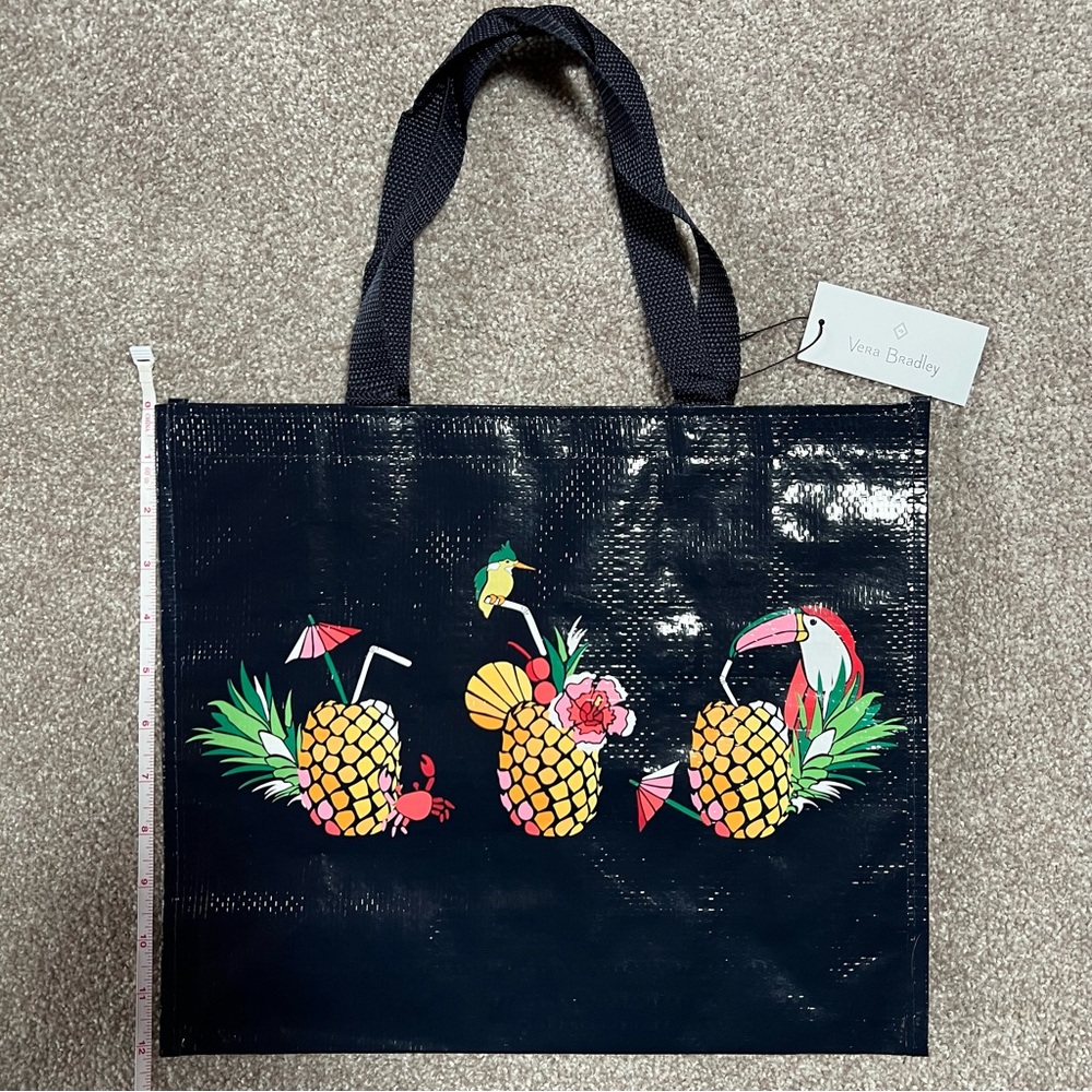 🎉5/$25 Vera Bradley Reuseable Tote